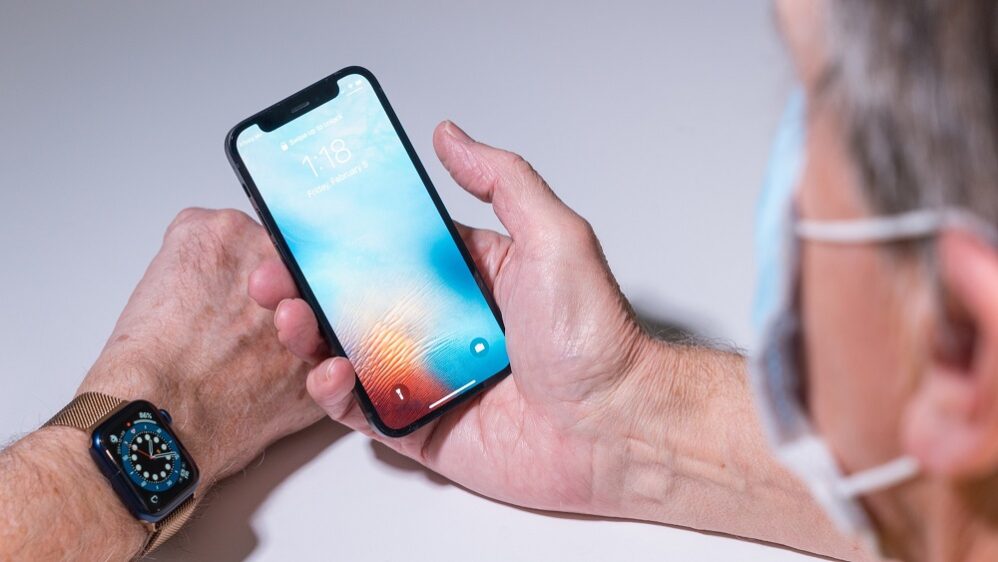 How to Unlock iPhone with Apple Watch