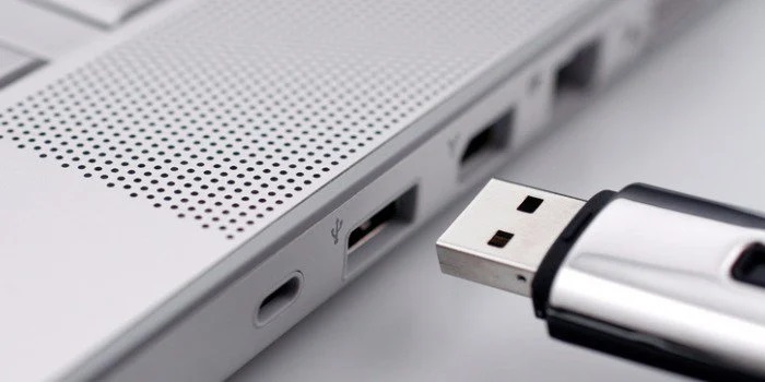 Create A Windows 10 Install USB Drive