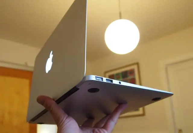 MacBook Air 11-Inch